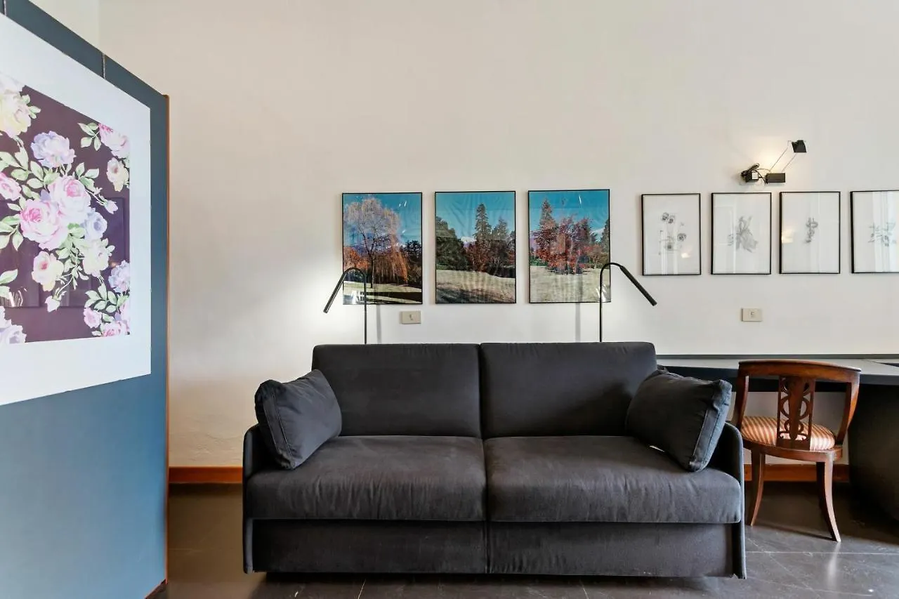 Villa Bel Faggio Apartment By Halldis メナッジョ