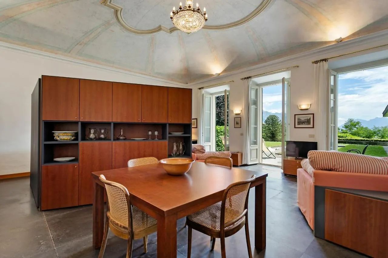 Villa Bel Faggio Apartment By Halldis メナッジョ