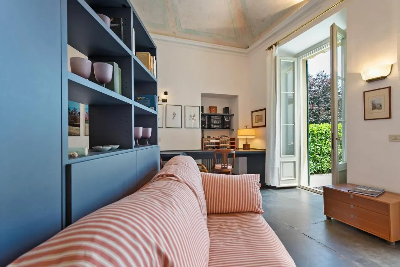 Villa Bel Faggio Apartment By Halldis メナッジョ