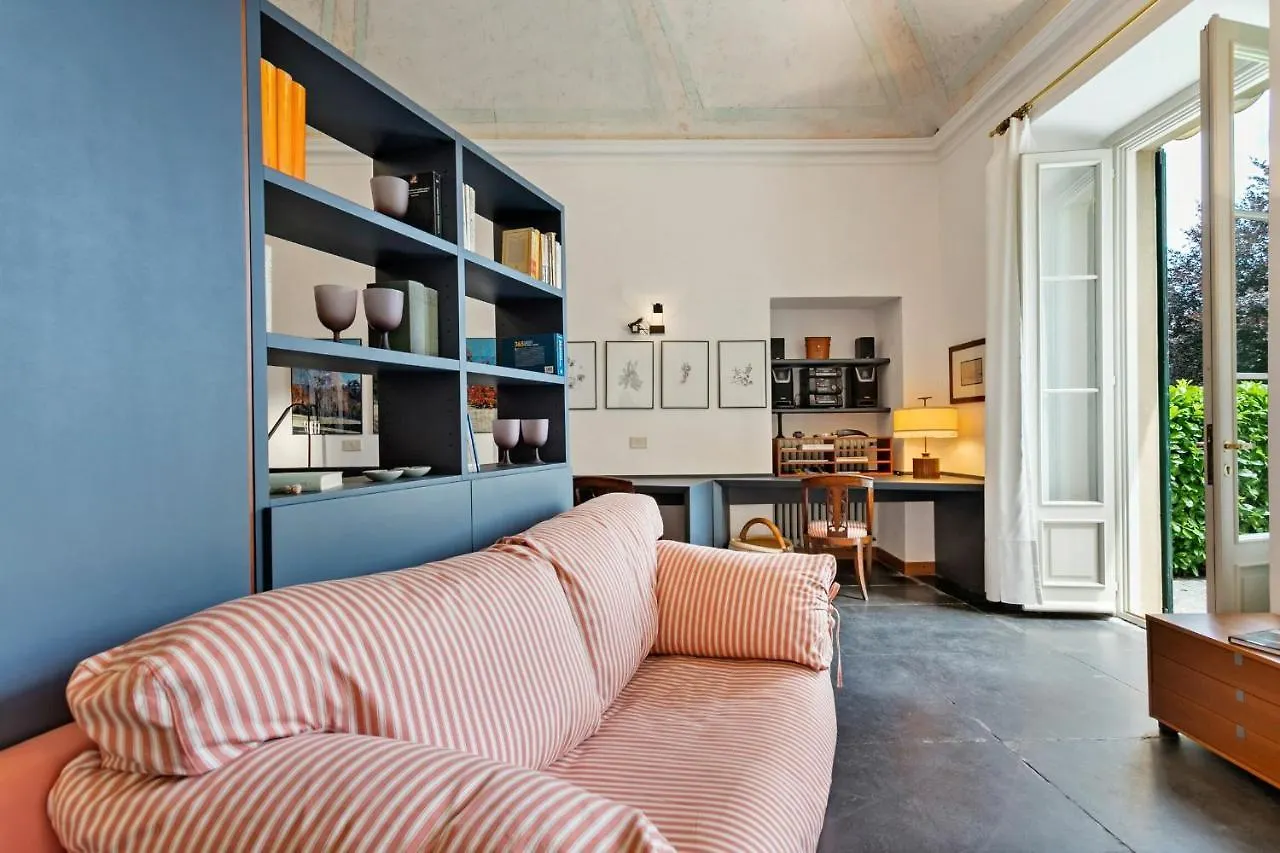 Villa Bel Faggio Apartment By Halldis メナッジョ 0*,  イタリア